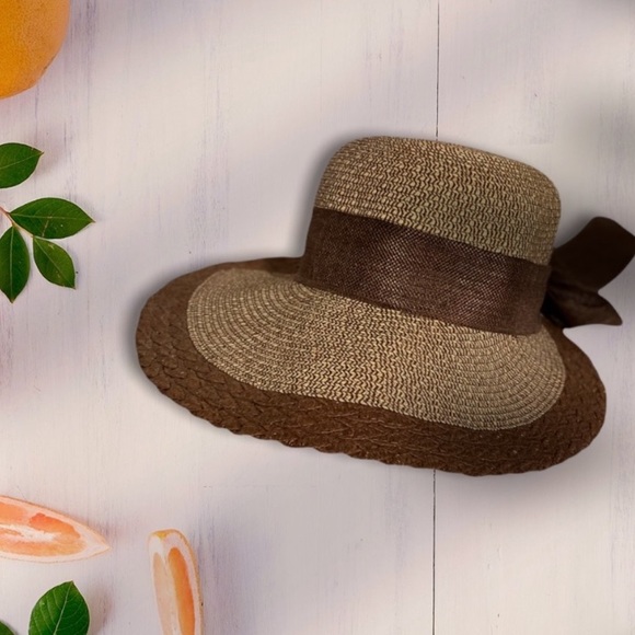 Women’s Straw Hat Accented With A Brown Bow - Picture 3 of 9